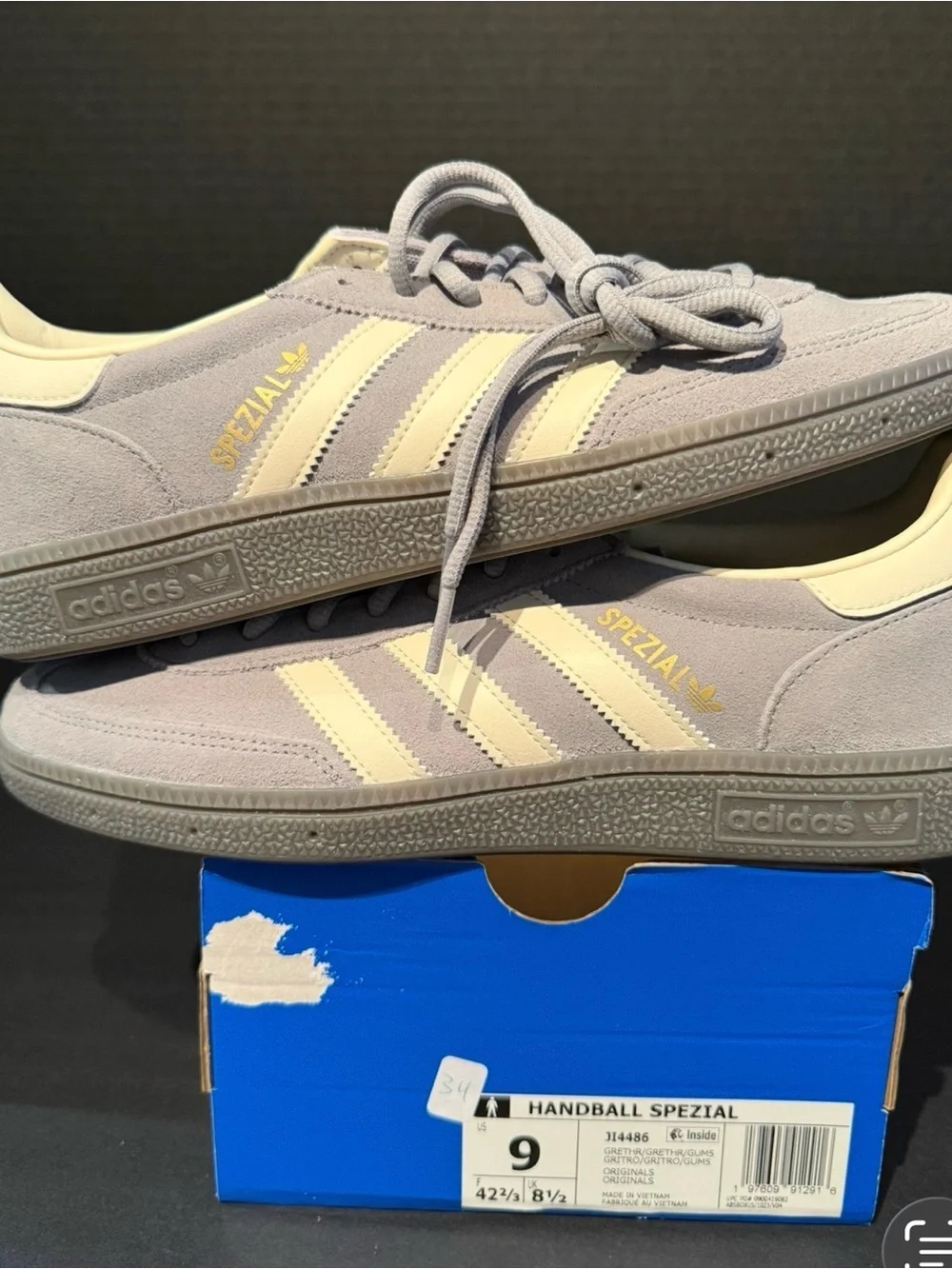 adidas Handball Spezial Men’s Sneakers - Light Gray & Cream